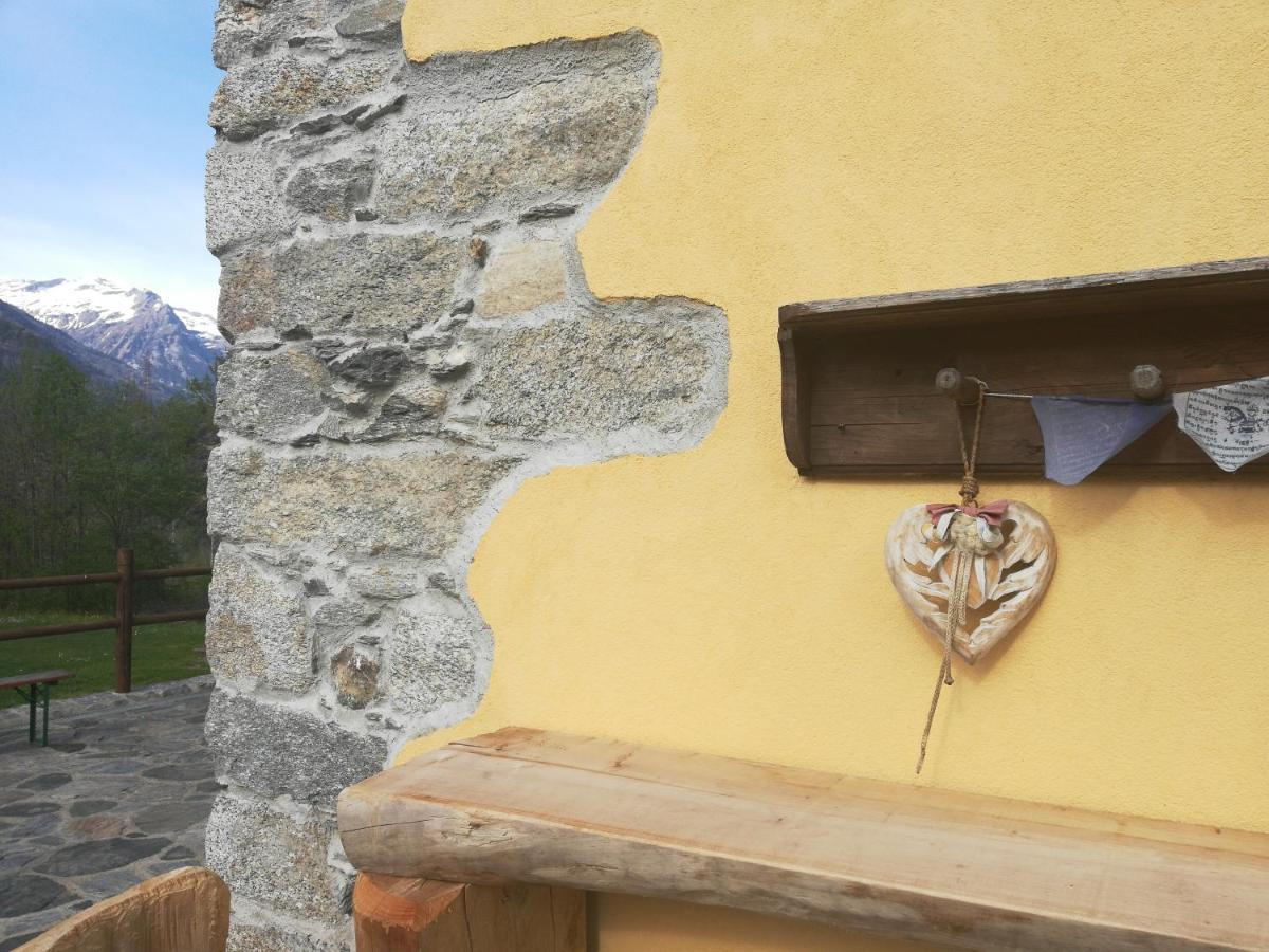 Rifugio Monte Zeus Hotel Baceno Bagian luar foto