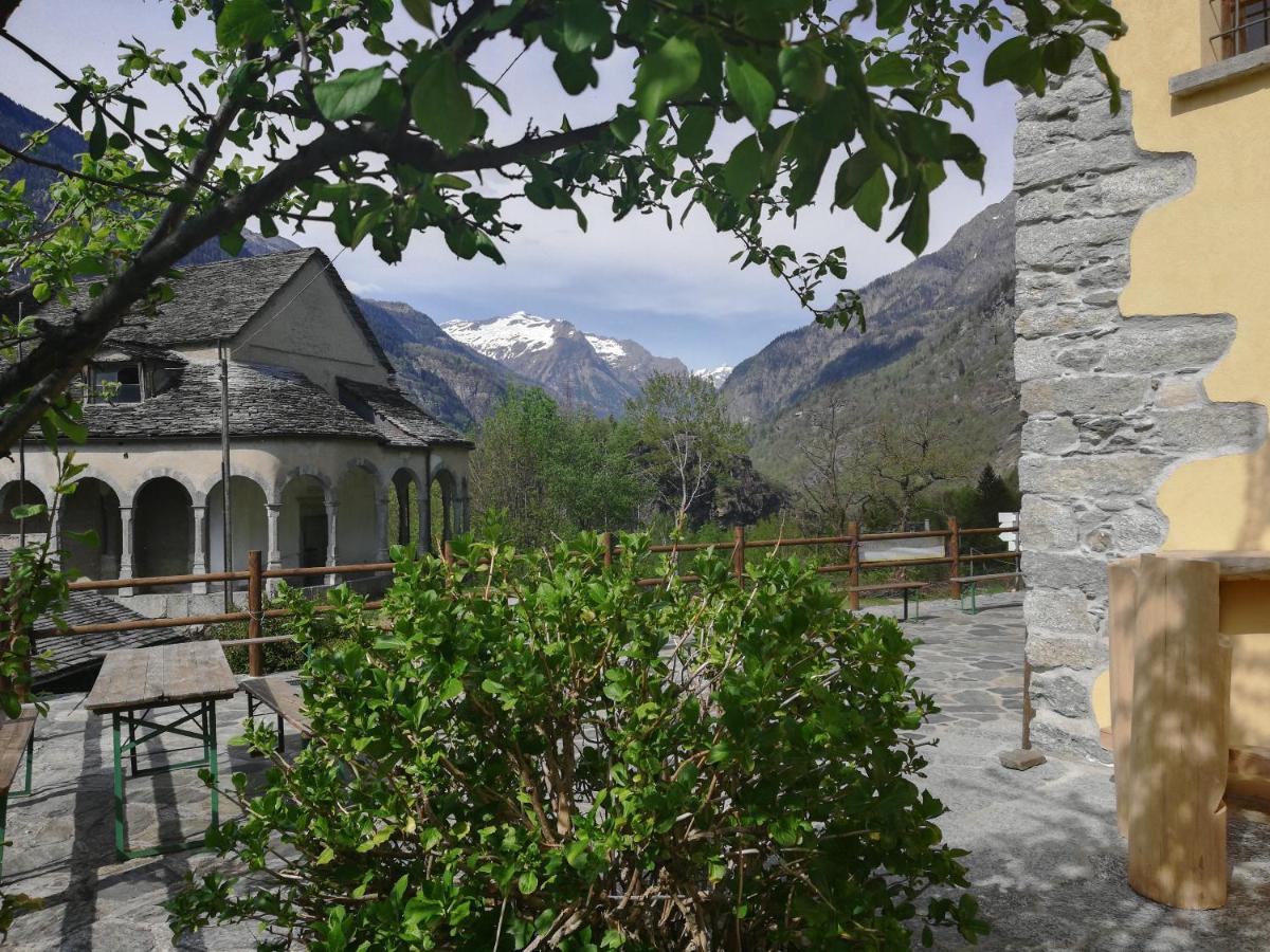 Rifugio Monte Zeus Hotel Baceno Bagian luar foto